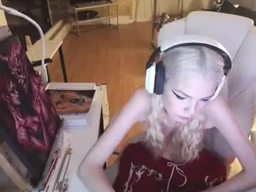 Chaturbate Live Sex of tinykylie