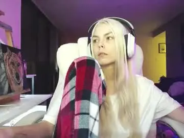 Chaturbate Nude Webcam of tinykylie