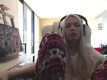 Chaturbate Free Live Porn of tinykylie