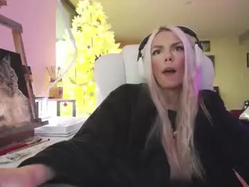 Chaturbate Adult Video Chat of tinykylie