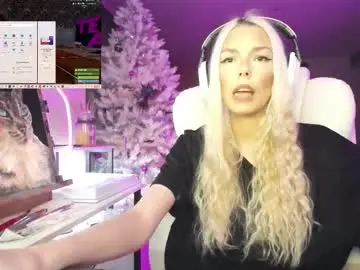 Chaturbate Sex Cam of tinykylie