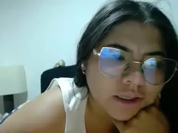 Chaturbate Free Live Porn of kimmy_kimmy_
