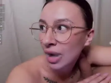 Chaturbate Best live sex cam show of reallove_x