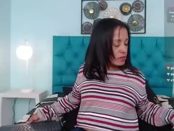 Chaturbate Live Sex Cam of kamila_gh