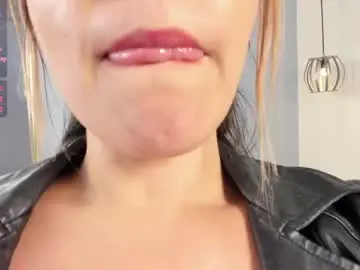 Chaturbate Live Sex of escarleth__