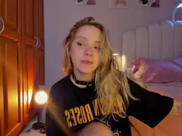 Chaturbate Adult Video Chat of heymartina