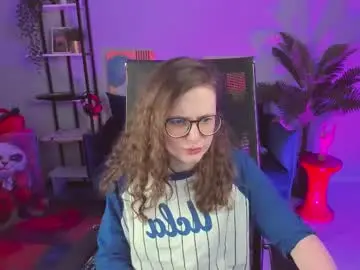 Chaturbate Live Sex Cam of oliviamcclean