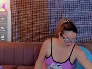 Chaturbate Adult Video Chat of ariana_cross_