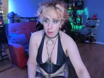 Chaturbate Live Sex Cam of ginamiracle