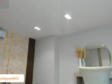 Chaturbate Watch Live Sex Cams of sexyebonyvip_