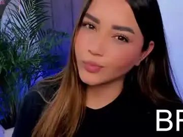 Chaturbate Live Porn of lucia_star_