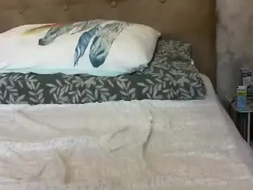 Chaturbate Watch Live Sex Cams of elyseblue