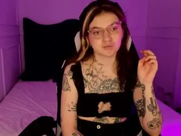 Chaturbate Best live sex cam show of sashaglow_