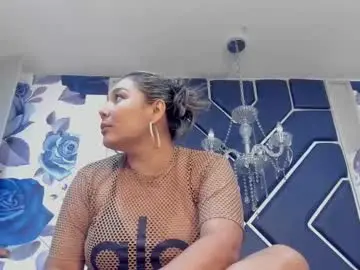 Chaturbate Best live sex cam show of latinaholequeen