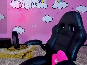 Chaturbate Live Sex Cam of shaaroonhillss1