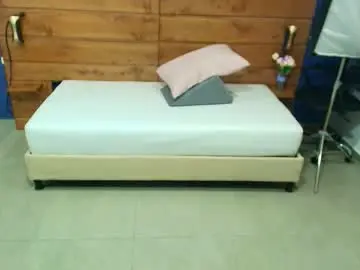 Chaturbate Adult Webcam of mahia_queen