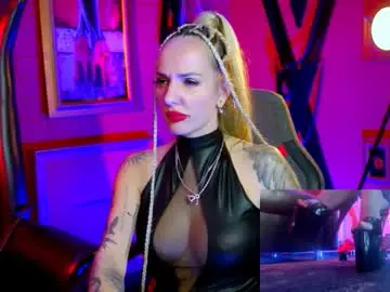 Chaturbate Watch Live Sex Cams of monicamaxwel