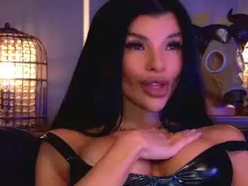 Chaturbate Live Sex Cam of mistresselenia