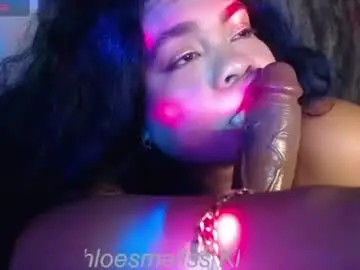 Chaturbate Sex Cam of khloesmalls