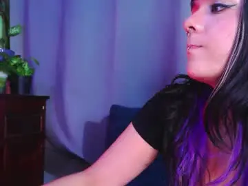 Chaturbate Live Sex of naughty_em_17
