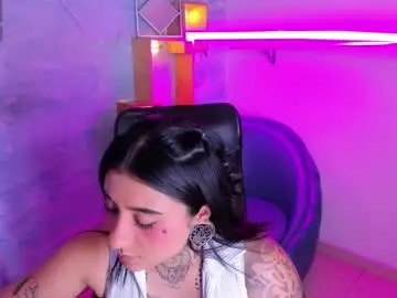 Chaturbate Best live sex cam show of adri_tatto_