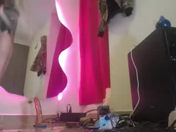 Chaturbate Live Sex Cam of barbara_anal_squirt