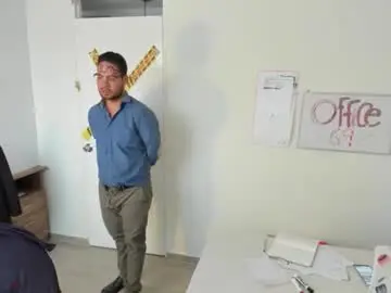 Chaturbate Sex Chat of happerquinn_mrhale