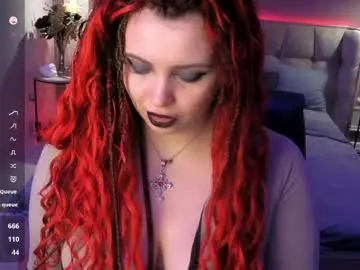 Chaturbate Live Sex Cam of maya_mils