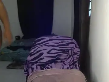 Chaturbate Live Sex Cam of lick_my_pussyyy226651