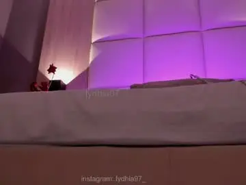 Chaturbate Live Porn of lydhia97