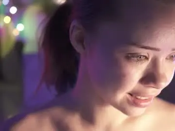 Chaturbate Live Porn of mia_vixen_