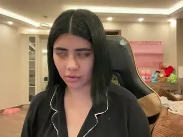 Chaturbate Best Webcam of therealcamilabaddie
