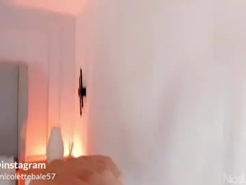 Chaturbate Live Sex Cam of nicolettebale