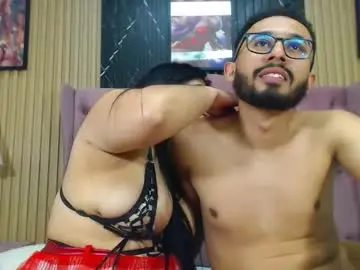 Chaturbate Live Sex Cam of amelia_ortega_19
