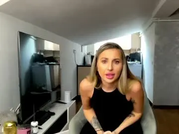 Chaturbate Adult Video Chat of amyroberta92