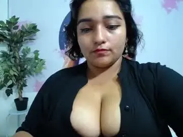 Chaturbate Free Live Porn of esmeralda_bigass