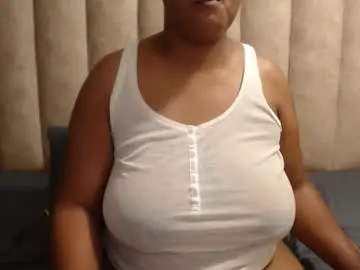 Chaturbate Sex Cam of sexybustyxx