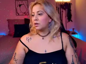 Chaturbate Free Porn Cam of blackwidowj