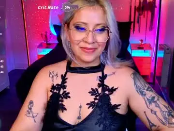 Chaturbate Free Porn Cam of blackwidowj