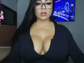 Chaturbate Live Sex Cam of kaliffa_zoe