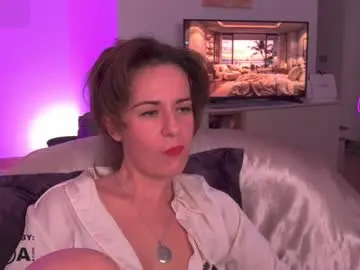 Chaturbate Sex Cam of witch_in_silk