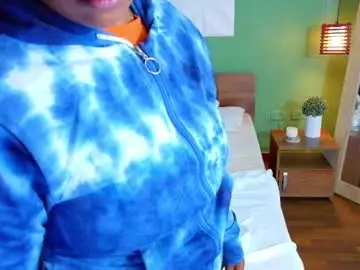 Chaturbate Adult Video Chat of curvyebonyy_