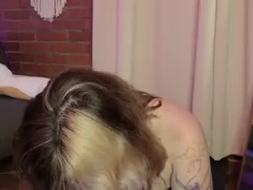 Chaturbate Best live sex cam show of hazelbrownn23