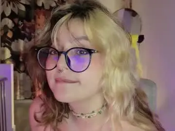 Chaturbate Free Porn Cam of hazelbrownn23