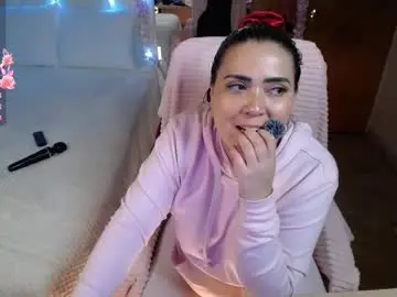 Chaturbate Live Sex Cam of martiniella