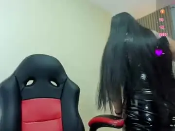 Chaturbate Best live sex cam show of magievans1