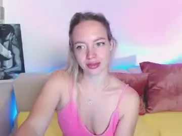 Chaturbate Nude Webcam of mirelle_luna