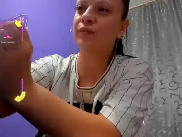 Chaturbate Adult Webcam of adriannalyly