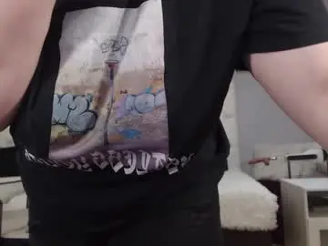 Chaturbate Live Sex Cam of clarareed