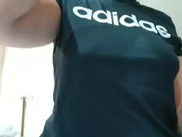 Chaturbate Live Sex Cam of itsbustymommy